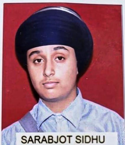 ਸਰਬਜੋਤ ਸਿੱਧੂ ਨੇ ਦਸਵੀਂ ਜਮਾਤ ਦੀ ਪ੍ਰੀਖਿਆ ਵਿੱਚ 93.6 ਪ੍ਰਤੀਸ਼ਤ ਅੰਕ ਪ੍ਰਾਪਤ ਕਰਕੇ ਆਪਣੀ ਛਾਪ ਛੱਡੀ ਹੈ ਅਤੇ ਆਪਣੇ ਸਕੂਲ ਵਿੱਚ ਟਾਪ ਕੀਤਾ ਹੈ।